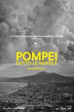 Pompei, sotto le nuvole